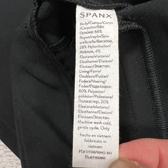 Spanx Perfect Fit Ponte Kick Flare Crop Pants Black Size M 20386Q Pull On - Picture 5 of 9